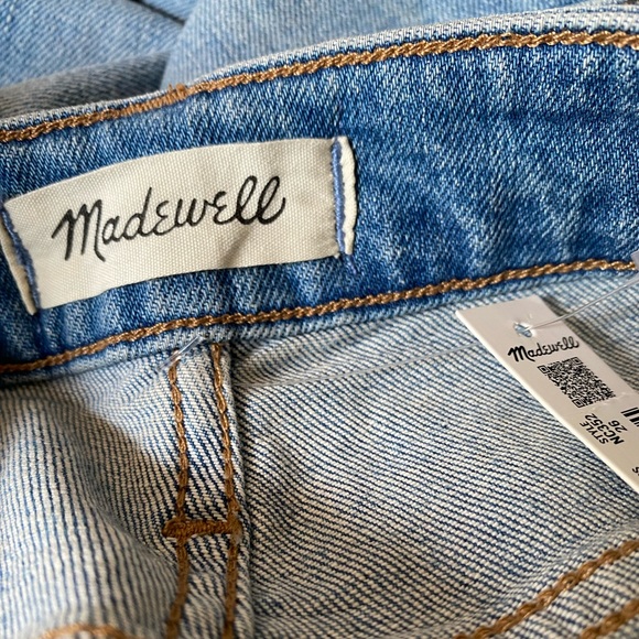 NWT The Curvy Perfect Vintage Jean in Denman Wash: Ripped Edition - Picture 10 of 12